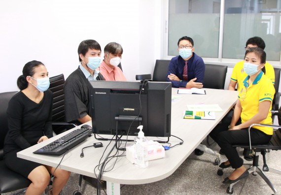 ภาพกิจกรรม หลักสูตรชีววิทยา จัดการตรวจประเมินคุณภาพภายในในรูปแบบการประเมินคุณภาพการศึกษาผ่านสื่ออิเล็กทรอนิกส์ ปีการศึกษา 2563 หลักสูตรชีววิทยา