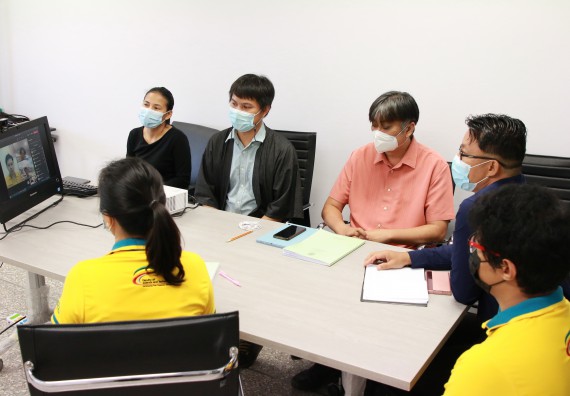 ภาพกิจกรรม หลักสูตรชีววิทยา จัดการตรวจประเมินคุณภาพภายในในรูปแบบการประเมินคุณภาพการศึกษาผ่านสื่ออิเล็กทรอนิกส์ ปีการศึกษา 2563 หลักสูตรชีววิทยา