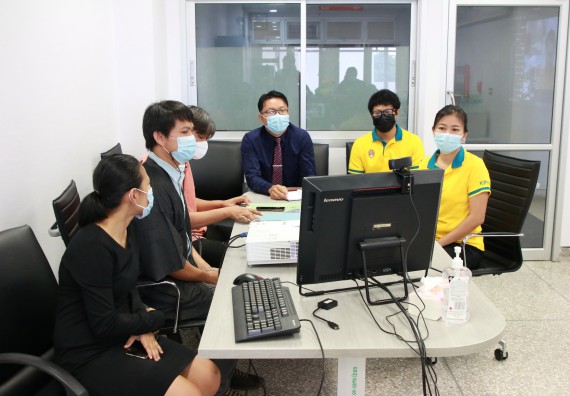 ภาพกิจกรรม หลักสูตรชีววิทยา จัดการตรวจประเมินคุณภาพภายในในรูปแบบการประเมินคุณภาพการศึกษาผ่านสื่ออิเล็กทรอนิกส์ ปีการศึกษา 2563 หลักสูตรชีววิทยา