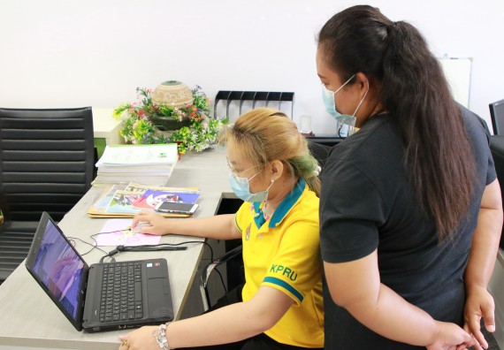 ภาพกิจกรรม หลักสูตรชีววิทยา จัดการตรวจประเมินคุณภาพภายในในรูปแบบการประเมินคุณภาพการศึกษาผ่านสื่ออิเล็กทรอนิกส์ ปีการศึกษา 2563 หลักสูตรชีววิทยา