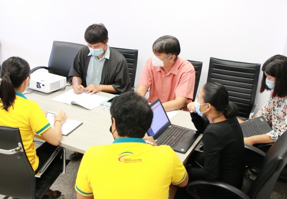 ภาพกิจกรรม หลักสูตรชีววิทยา จัดการตรวจประเมินคุณภาพภายในในรูปแบบการประเมินคุณภาพการศึกษาผ่านสื่ออิเล็กทรอนิกส์ ปีการศึกษา 2563 หลักสูตรชีววิทยา