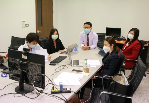 ภาพกิจกรรม  หลักสูตรเคมี (ค.บ.) จัดการตรวจประเมินคุณภาพภายในในรูปแบบการประเมินคุณภาพการศึกษาผ่านสื่ออิเล็กทรอนิกส์ ปีการศึกษา 2563 หลักสูตรเคมี (ค.บ.)