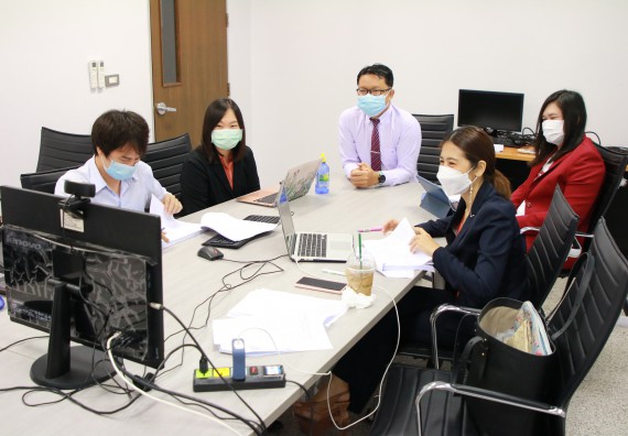 ภาพกิจกรรม  หลักสูตรเคมี (ค.บ.) จัดการตรวจประเมินคุณภาพภายในในรูปแบบการประเมินคุณภาพการศึกษาผ่านสื่ออิเล็กทรอนิกส์ ปีการศึกษา 2563 หลักสูตรเคมี (ค.บ.)