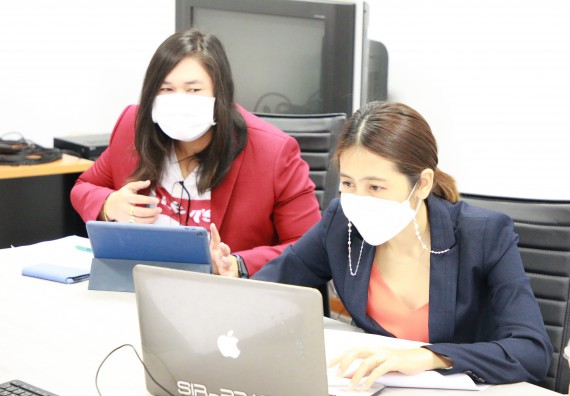 ภาพกิจกรรม  หลักสูตรเคมี (ค.บ.) จัดการตรวจประเมินคุณภาพภายในในรูปแบบการประเมินคุณภาพการศึกษาผ่านสื่ออิเล็กทรอนิกส์ ปีการศึกษา 2563 หลักสูตรเคมี (ค.บ.)