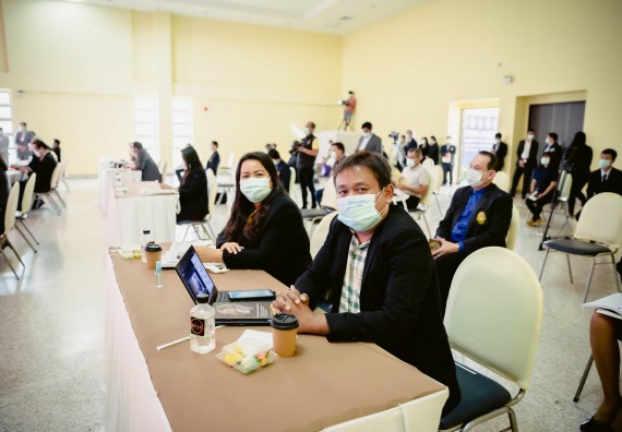 ภาพกิจกรรม คณบดีและรองคณบดี คณะวิทยาศาสตร์และเทคโนโลยีเข้าร่วม พิธีเปิดการประชุมวิชาการและการนำเสนอผลงงานวิจัยเครือข่ายบัณฑิตวิทยาลัย มหาวิทยาลัยราชภัฏภาคเหนือ (GNRU) ครั้งที่ 21