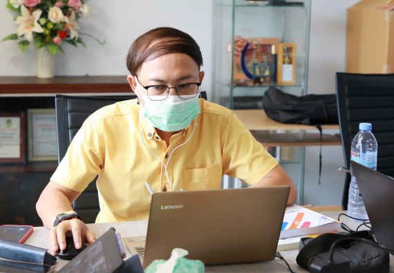 ภาพกิจกรรม  หลักสูตรสาขาวิชาวิทยาการคอมพิวเตอร์ (วท.บ.) จัดการตรวจประเมินคุณภาพภายในในรูปแบบการประเมินคุณภาพการศึกษาผ่านสื่ออิเล็กทรอนิกส์ ปีการศึกษา 2563