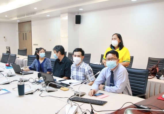 ภาพกิจกรรม หลักสูตรสาขาวิชาการศึกษา (ฟิสิกส์,อุตสาหกรรมศิลป์,ชีววิทยา) จัดการตรวจประเมินคุณภาพภายในในรูปแบบการประเมินคุณภาพการศึกษาผ่านสื่ออิเล็กทรอนิกส์ ปีการศึกษา 2563 หลักสูตรสาขาวิชาการศึกษา (ฟิสิกส์,อุตสาหกรรมศิลป์,ชีววิทยา)