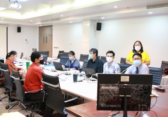 ภาพกิจกรรม หลักสูตรสาขาวิชาการศึกษา (ฟิสิกส์,อุตสาหกรรมศิลป์,ชีววิทยา) จัดการตรวจประเมินคุณภาพภายในในรูปแบบการประเมินคุณภาพการศึกษาผ่านสื่ออิเล็กทรอนิกส์ ปีการศึกษา 2563 หลักสูตรสาขาวิชาการศึกษา (ฟิสิกส์,อุตสาหกรรมศิลป์,ชีววิทยา)