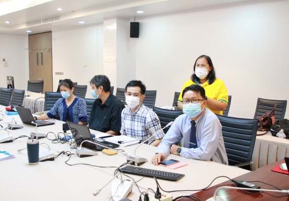 ภาพกิจกรรม หลักสูตรสาขาวิชาการศึกษา (ฟิสิกส์,อุตสาหกรรมศิลป์,ชีววิทยา) จัดการตรวจประเมินคุณภาพภายในในรูปแบบการประเมินคุณภาพการศึกษาผ่านสื่ออิเล็กทรอนิกส์ ปีการศึกษา 2563 หลักสูตรสาขาวิชาการศึกษา (ฟิสิกส์,อุตสาหกรรมศิลป์,ชีววิทยา)