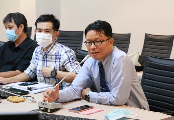 ภาพกิจกรรม หลักสูตรสาขาวิชาการศึกษา (ฟิสิกส์,อุตสาหกรรมศิลป์,ชีววิทยา) จัดการตรวจประเมินคุณภาพภายในในรูปแบบการประเมินคุณภาพการศึกษาผ่านสื่ออิเล็กทรอนิกส์ ปีการศึกษา 2563 หลักสูตรสาขาวิชาการศึกษา (ฟิสิกส์,อุตสาหกรรมศิลป์,ชีววิทยา)