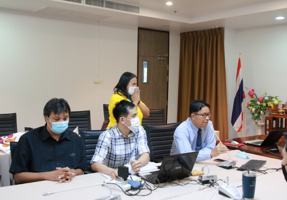 ภาพกิจกรรม หลักสูตรสาขาวิชาการศึกษา (ฟิสิกส์,อุตสาหกรรมศิลป์,ชีววิทยา) จัดการตรวจประเมินคุณภาพภายในในรูปแบบการประเมินคุณภาพการศึกษาผ่านสื่ออิเล็กทรอนิกส์ ปีการศึกษา 2563 หลักสูตรสาขาวิชาการศึกษา (ฟิสิกส์,อุตสาหกรรมศิลป์,ชีววิทยา)