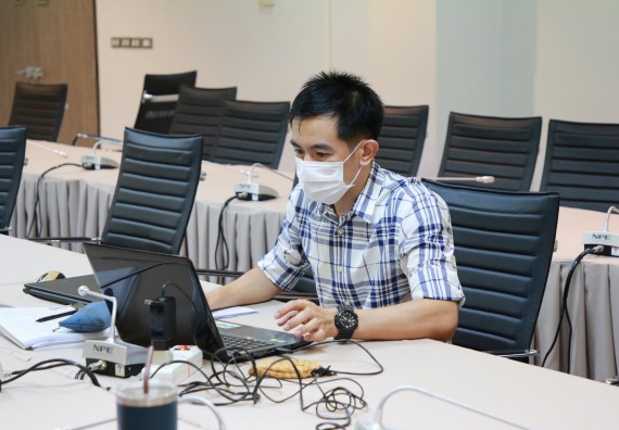 ภาพกิจกรรม หลักสูตรสาขาวิชาการศึกษา (ฟิสิกส์,อุตสาหกรรมศิลป์,ชีววิทยา) จัดการตรวจประเมินคุณภาพภายในในรูปแบบการประเมินคุณภาพการศึกษาผ่านสื่ออิเล็กทรอนิกส์ ปีการศึกษา 2563 หลักสูตรสาขาวิชาการศึกษา (ฟิสิกส์,อุตสาหกรรมศิลป์,ชีววิทยา)