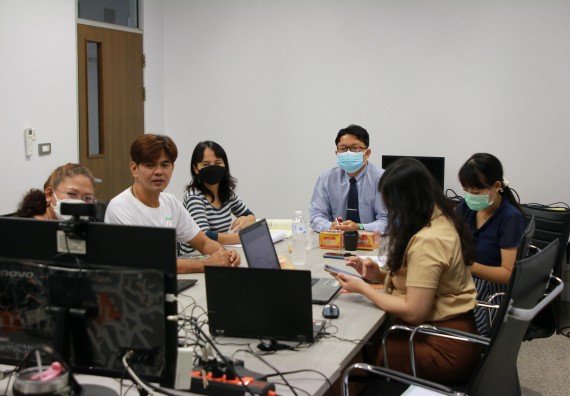 ภาพกิจกรรม  หลักสูตรสาขาวิชาเทคโนโลยีสารสนเทศ (วท.บ.) จัดการตรวจประเมินคุณภาพภายในในรูปแบบการประเมินคุณภาพการศึกษาผ่านสื่ออิเล็กทรอนิกส์ ปีการศึกษา 2563