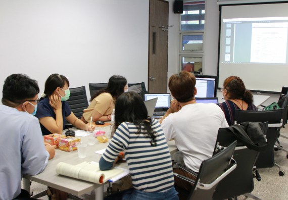 ภาพกิจกรรม  หลักสูตรสาขาวิชาเทคโนโลยีสารสนเทศ (วท.บ.) จัดการตรวจประเมินคุณภาพภายในในรูปแบบการประเมินคุณภาพการศึกษาผ่านสื่ออิเล็กทรอนิกส์ ปีการศึกษา 2563