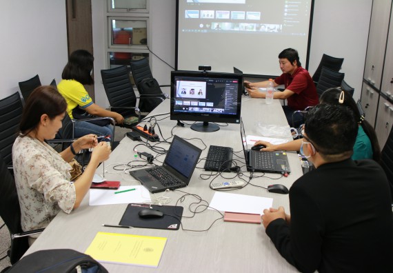 ภาพกิจกรรม  หลักสูตรเคมี (วท.บ.) จัดการตรวจประเมินคุณภาพภายในในรูปแบบการประเมินคุณภาพการศึกษาผ่านสื่ออิเล็กทรอนิกส์ ปีการศึกษา 2563