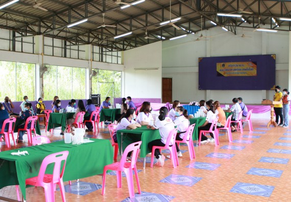 ภาพกิจกรรม  คณะวิทยาศาสตร์และเทคโนโลยี จัดกิจกรรมการอบรมเชิงปฏิบัติการนักวิทยาศาสตร์รุ่นเยาว์ ให้กับนักเรียนและคณะครูโรงเรียนอนุบาลปางมะค่า