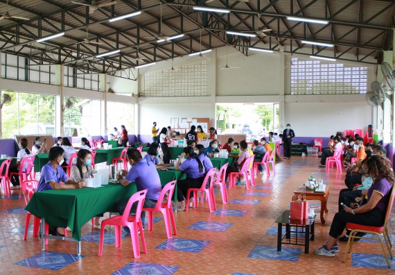 ภาพกิจกรรม  คณะวิทยาศาสตร์และเทคโนโลยี จัดกิจกรรมการอบรมเชิงปฏิบัติการนักวิทยาศาสตร์รุ่นเยาว์ ให้กับนักเรียนและคณะครูโรงเรียนอนุบาลปางมะค่า