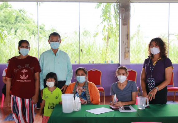 ภาพกิจกรรม  คณะวิทยาศาสตร์และเทคโนโลยี จัดกิจกรรมการอบรมเชิงปฏิบัติการนักวิทยาศาสตร์รุ่นเยาว์ ให้กับนักเรียนและคณะครูโรงเรียนอนุบาลปางมะค่า