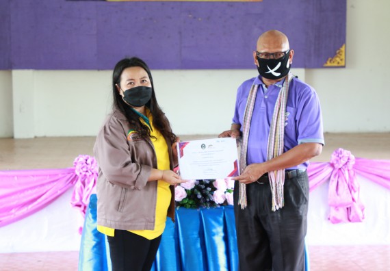 ภาพกิจกรรม  คณะวิทยาศาสตร์และเทคโนโลยี จัดกิจกรรมการอบรมเชิงปฏิบัติการนักวิทยาศาสตร์รุ่นเยาว์ ให้กับนักเรียนและคณะครูโรงเรียนอนุบาลปางมะค่า