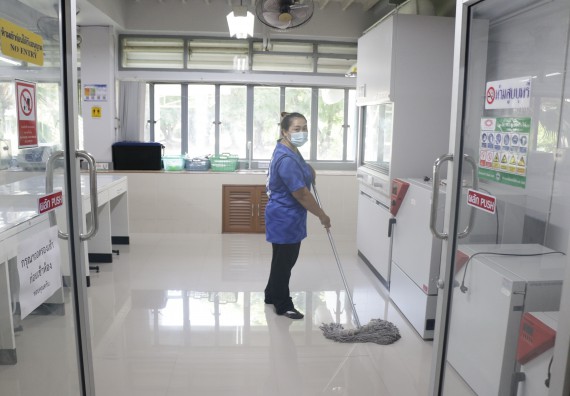 คณะวิทยาศาสตร์และเทคโนโลยี เข้าร่วมกิจกรรมBig Cleaning Day
