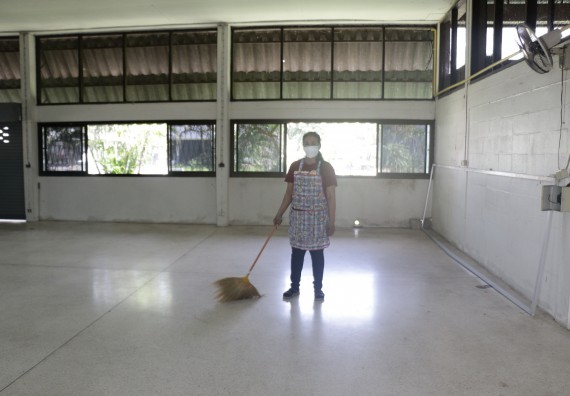 คณะวิทยาศาสตร์และเทคโนโลยี เข้าร่วมกิจกรรมBig Cleaning Day