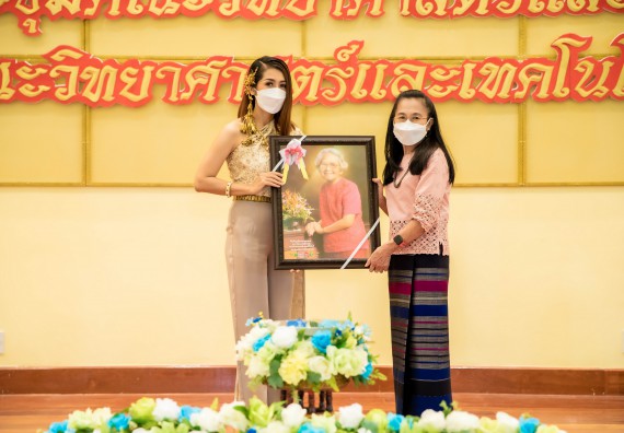 ภาพกิจกรรม  คณะวิทยาศาสตร์และเทคโนโลยี จัดงานมุทิตาจิตผู้เกษียณอายุราชการคณะวิทยาศาสตร์และเทคโนโลยี (มัณฑนา วันทา สดุดี)