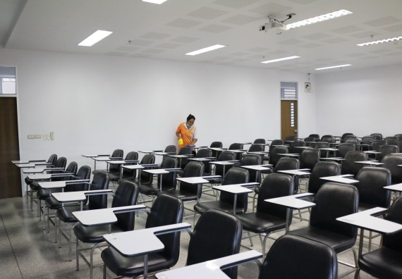 ภาพกิจกรรม คณะวิทยาศาสตร์และเทคโนโลยี เข้าร่วมกิจกรรมจิตอาสา Big Cleaning Day