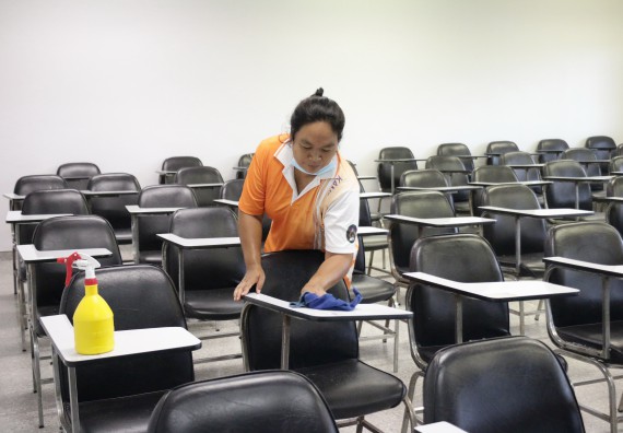 ภาพกิจกรรม คณะวิทยาศาสตร์และเทคโนโลยี เข้าร่วมกิจกรรมจิตอาสา Big Cleaning Day