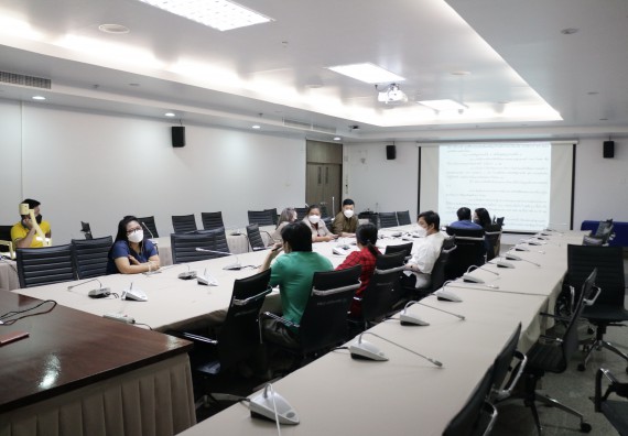 ภาพกิจกรรม  คณะวิทยาศาสตร์และเทคโนโลยี จัดประชุมเพื่อชี้แจงหลักเกณฑ์และวิธีการประเมินเพื่อต่อสัญญาจ้างพนักงานมหาวิทยาลัยและเตรียมความพร้อมในการทำเอกสารหลักฐานในการต่อสัญญาจ้าง