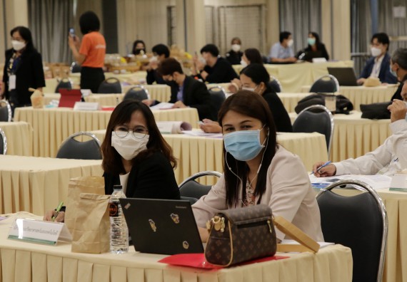 ภาพกิจกรรม คณะวิทยาศาสตร์และเทคโนโลยี เข้าร่วมกิจกรรมอบรมเชิงปฏิบัติการการเขียนข้อเสนอโครงการ เพื่อต่อยอดและถ่ายทอดเทคโนโลยีร่วมกับชุมชน