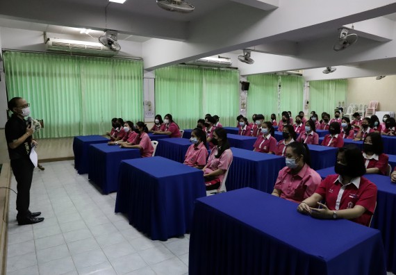 ภาพกิจกรรม คณะวิทยาศาสตร์และเทคโนโลยี จัดค่ายวิทยาศาสตร์สัญจรโรงเรียนนาบ่อคำวิทยาคม