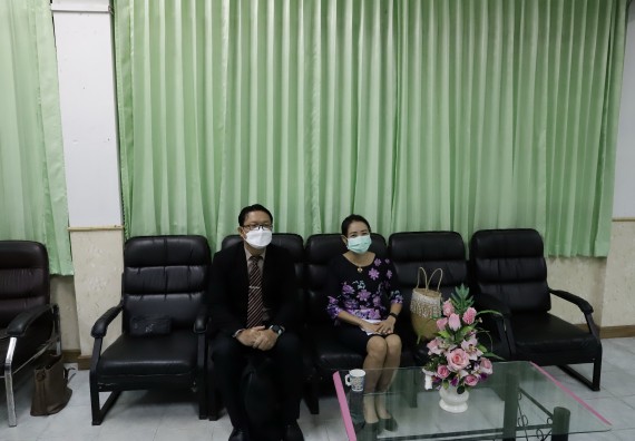 ภาพกิจกรรม คณะวิทยาศาสตร์และเทคโนโลยี จัดค่ายวิทยาศาสตร์สัญจรโรงเรียนนาบ่อคำวิทยาคม