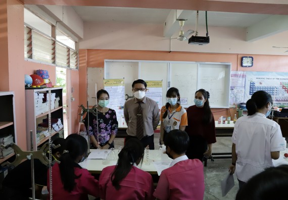 ภาพกิจกรรม คณะวิทยาศาสตร์และเทคโนโลยี จัดค่ายวิทยาศาสตร์สัญจรโรงเรียนนาบ่อคำวิทยาคม