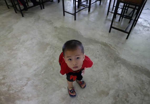 ภาพกิจกรรม คณะวิทยาศาสตร์และเทคโนโลยี จัดค่ายวิทยาศาสตร์สัญจรโรงเรียนนาบ่อคำวิทยาคม