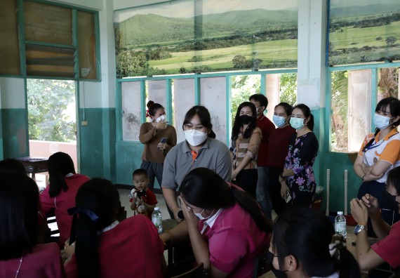 ภาพกิจกรรม คณะวิทยาศาสตร์และเทคโนโลยี จัดค่ายวิทยาศาสตร์สัญจรโรงเรียนนาบ่อคำวิทยาคม