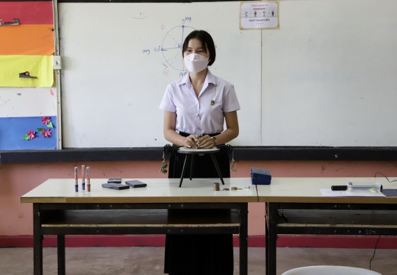 ภาพกิจกรรม คณะวิทยาศาสตร์และเทคโนโลยี จัดค่ายวิทยาศาสตร์สัญจรโรงเรียนนาบ่อคำวิทยาคม