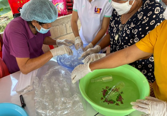 ภาพกิจกรรม  โครงการ 1 ตำบล 1 มหาวิทยาลัย ตำบลคุยบ้านโอง จัดกิจกรรมภายใต้โครงการส่งเสริมและพัฒนาฝีมือแรงงานชุมชน และยกระดับคุณภาพชีวิตและเศรษฐกิจชุมชน การนําเทคโนโลยีและสื่อออนไลน์