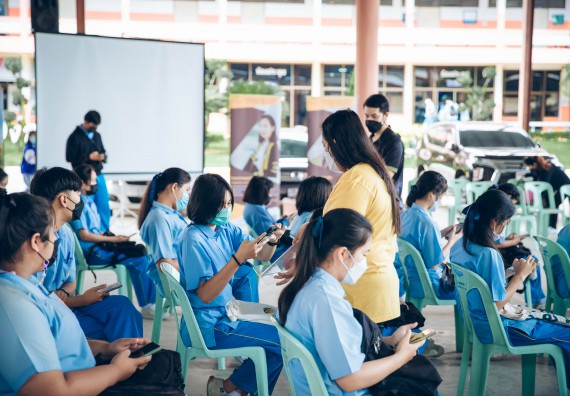 ภาพกิจกรรม  คณะวิทยาศาสตร์และเทคโนโลยี จัดค่ายวิทยาศาสตร์สัญจรโรงเรียนคลองลานวิทยา
