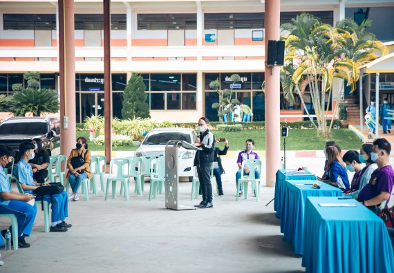 ภาพกิจกรรม  คณะวิทยาศาสตร์และเทคโนโลยี จัดค่ายวิทยาศาสตร์สัญจรโรงเรียนคลองลานวิทยา
