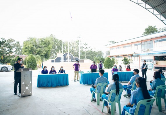 ภาพกิจกรรม  คณะวิทยาศาสตร์และเทคโนโลยี จัดค่ายวิทยาศาสตร์สัญจรโรงเรียนคลองลานวิทยา