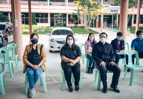 ภาพกิจกรรม  คณะวิทยาศาสตร์และเทคโนโลยี จัดค่ายวิทยาศาสตร์สัญจรโรงเรียนคลองลานวิทยา