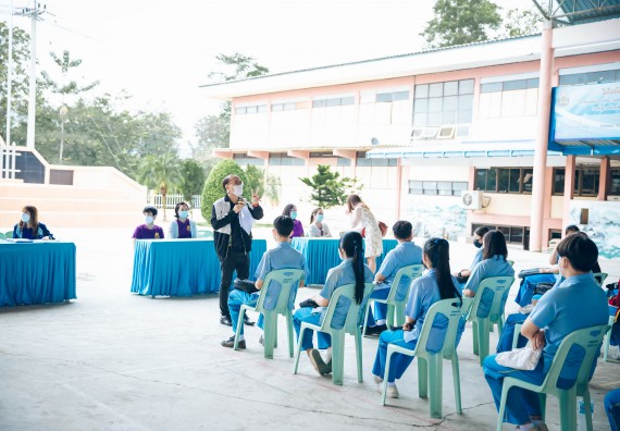 ภาพกิจกรรม  คณะวิทยาศาสตร์และเทคโนโลยี จัดค่ายวิทยาศาสตร์สัญจรโรงเรียนคลองลานวิทยา