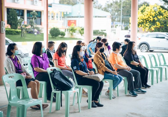 ภาพกิจกรรม  คณะวิทยาศาสตร์และเทคโนโลยี จัดค่ายวิทยาศาสตร์สัญจรโรงเรียนคลองลานวิทยา