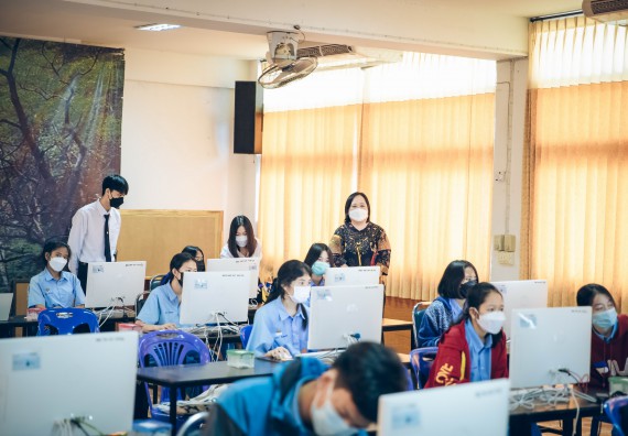 ภาพกิจกรรม  คณะวิทยาศาสตร์และเทคโนโลยี จัดค่ายวิทยาศาสตร์สัญจรโรงเรียนคลองลานวิทยา