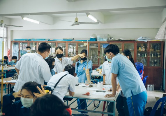 ภาพกิจกรรม  คณะวิทยาศาสตร์และเทคโนโลยี จัดค่ายวิทยาศาสตร์สัญจรโรงเรียนคลองลานวิทยา