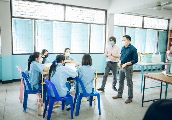 ภาพกิจกรรม  คณะวิทยาศาสตร์และเทคโนโลยี จัดค่ายวิทยาศาสตร์สัญจรโรงเรียนคลองลานวิทยา