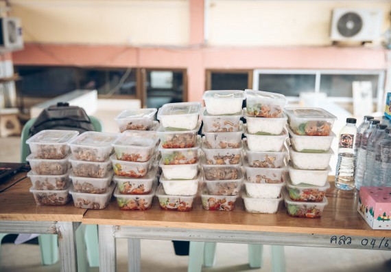 ภาพกิจกรรม  คณะวิทยาศาสตร์และเทคโนโลยี จัดค่ายวิทยาศาสตร์สัญจรโรงเรียนคลองลานวิทยา