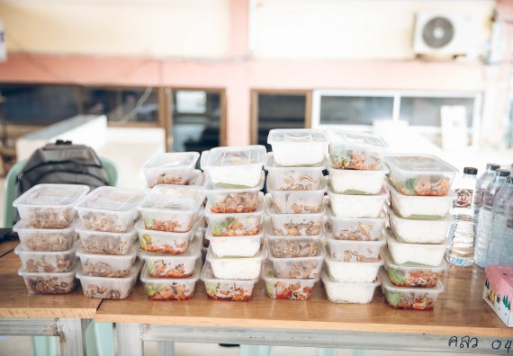 ภาพกิจกรรม  คณะวิทยาศาสตร์และเทคโนโลยี จัดค่ายวิทยาศาสตร์สัญจรโรงเรียนคลองลานวิทยา