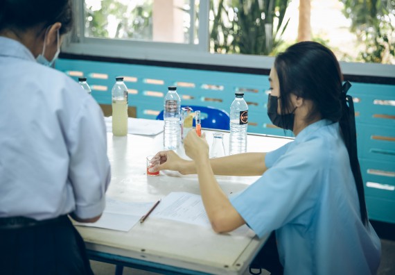 ภาพกิจกรรม  คณะวิทยาศาสตร์และเทคโนโลยี จัดค่ายวิทยาศาสตร์สัญจรโรงเรียนคลองลานวิทยา