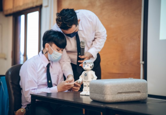 ภาพกิจกรรม  คณะวิทยาศาสตร์และเทคโนโลยี จัดค่ายวิทยาศาสตร์สัญจรโรงเรียนคลองลานวิทยา